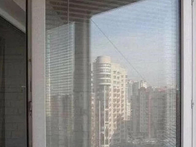 Мытье одностворчатого окна